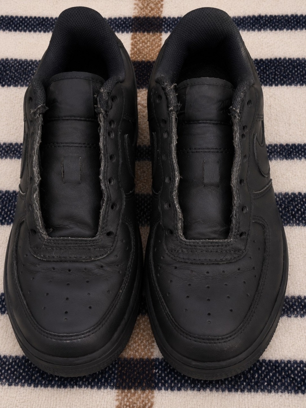 Nike Kids Air Force 1 Low Top Sneakers Black - Picture 4 of 6